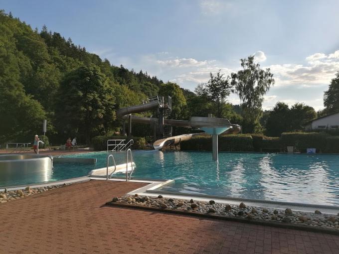 Ferienhaus Hescheld With Private Jacuzzi Hellenthal Zewnętrze zdjęcie