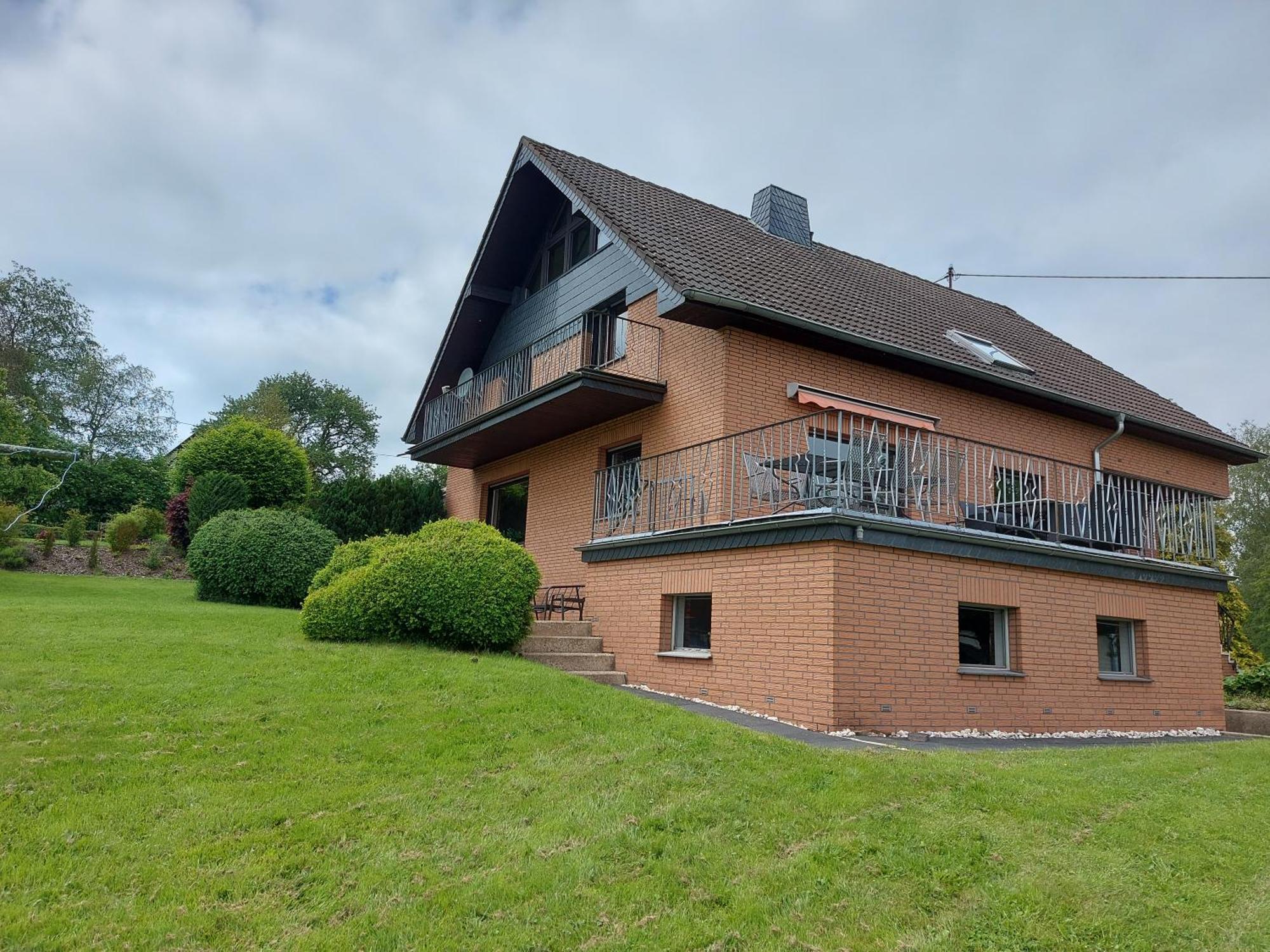 Ferienhaus Hescheld With Private Jacuzzi Hellenthal Zewnętrze zdjęcie